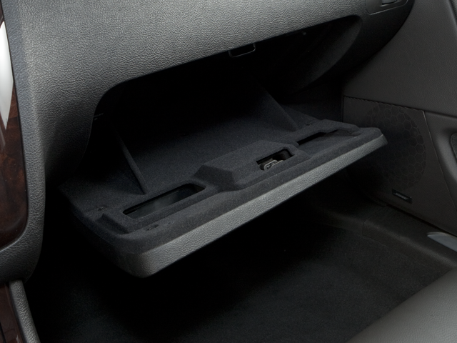 2011 Cadillac DTS Luxury Collection