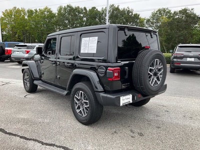 2025 Jeep Wrangler 4-Door Sahara 4x4