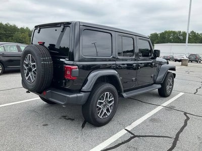 2025 Jeep Wrangler 4-Door Sahara 4x4