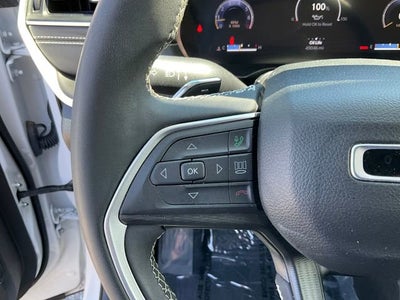 2023 Jeep Grand Cherokee Laredo 4x4