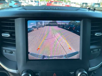 2022 RAM 1500 Big Horn Crew Cab 4x4 5'7" Box