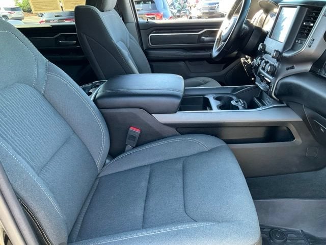 2022 RAM 1500 Big Horn Crew Cab 4x4 5'7" Box