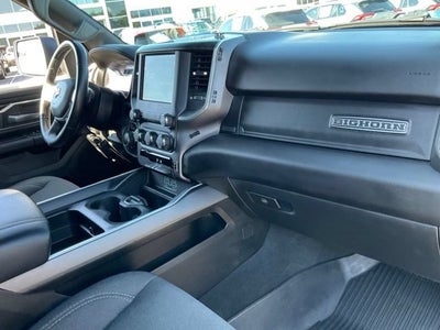 2022 RAM 1500 Big Horn Crew Cab 4x4 5'7" Box