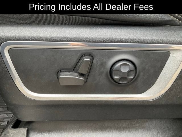 2021 RAM 1500 Laramie Crew Cab 4x4 5'7" Box