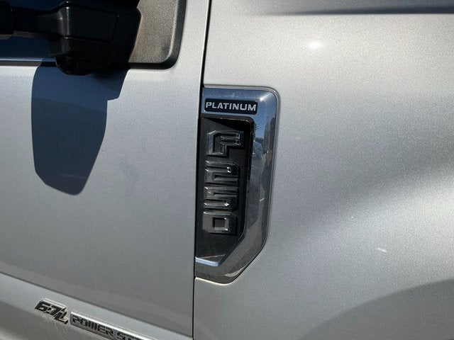 2017 Ford Super Duty F-250 SRW Lariat