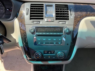 2011 Cadillac DTS Base