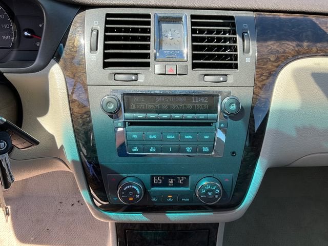 2011 Cadillac DTS Base