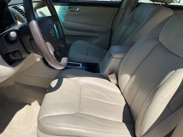 2011 Cadillac DTS Base