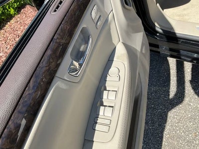 2011 Cadillac DTS Base