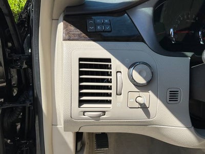 2011 Cadillac DTS Base