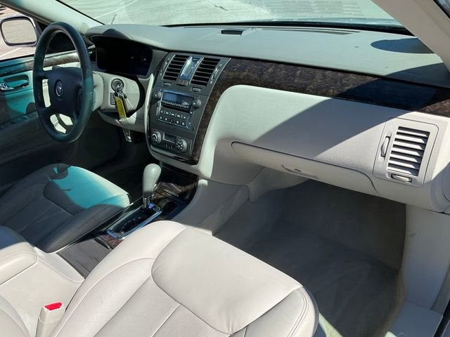 2011 Cadillac DTS Luxury Collection