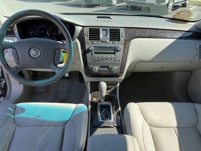 2011 Cadillac DTS Luxury Collection