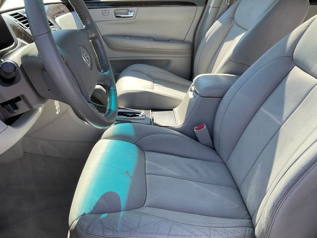 2011 Cadillac DTS Luxury Collection