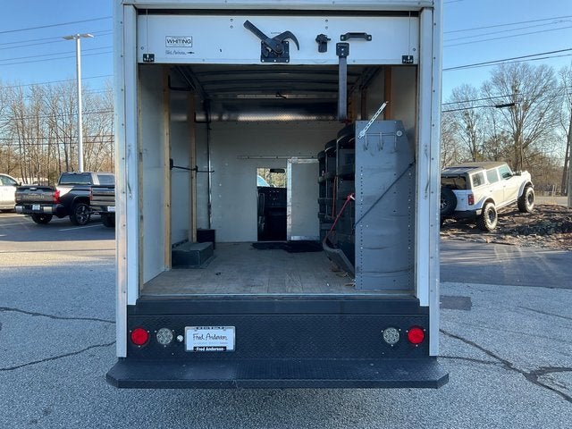 2022 GMC Savana Cutaway 3500 Gas