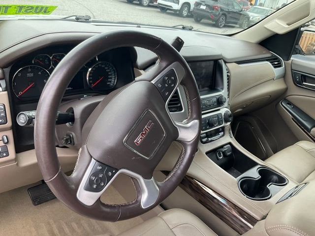 2017 GMC Yukon XL SLT