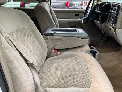 2002 Chevrolet Suburban LS