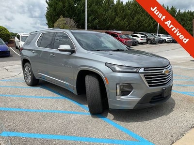 2023 Chevrolet Traverse Premier