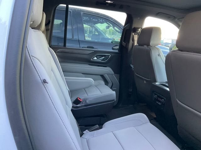 2022 Chevrolet Suburban LT