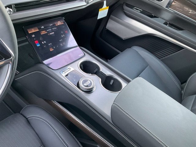 2027 Cadillac VISTIQ Luxury