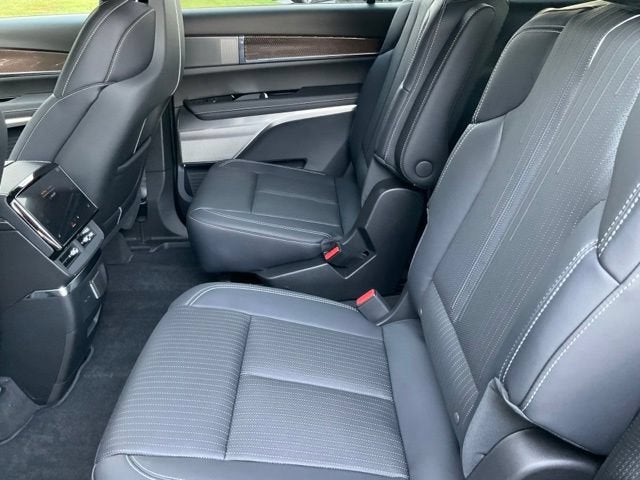 2027 Cadillac VISTIQ Luxury
