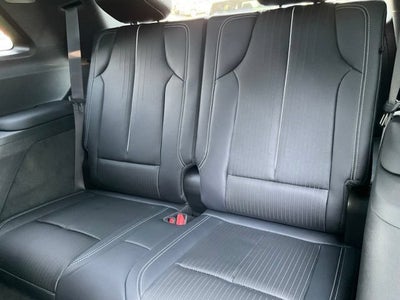 2027 Cadillac VISTIQ Luxury