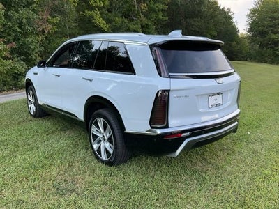 2027 Cadillac VISTIQ Luxury