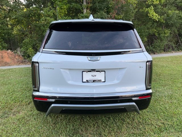 2027 Cadillac VISTIQ Luxury