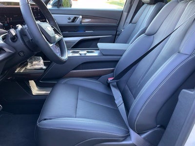 2027 Cadillac VISTIQ Sport