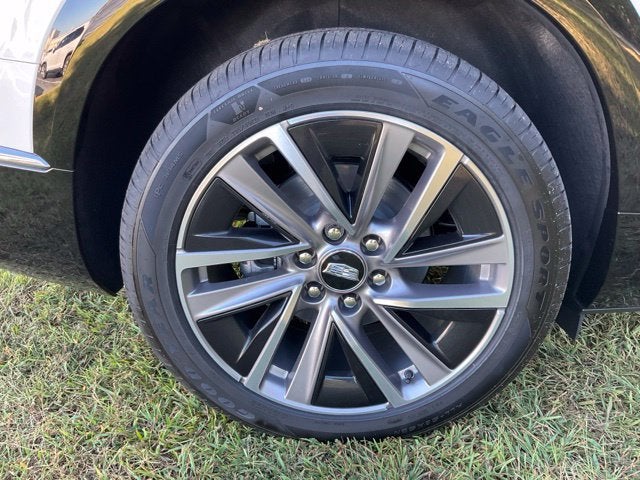 2027 Cadillac VISTIQ Sport