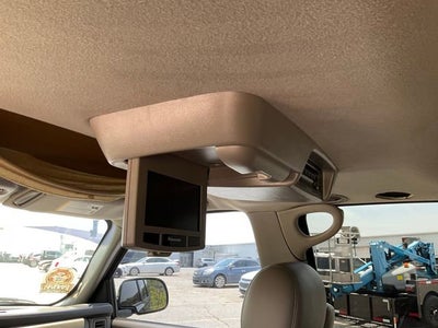 2005 Cadillac Escalade Standard