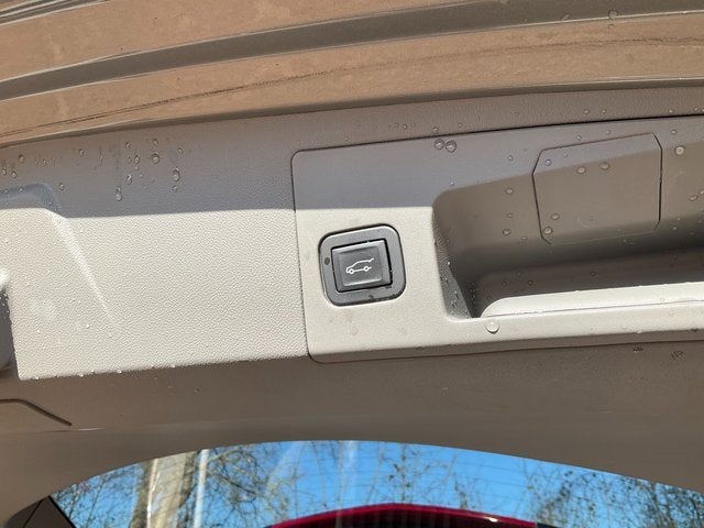 2018 Cadillac XT5 Luxury FWD