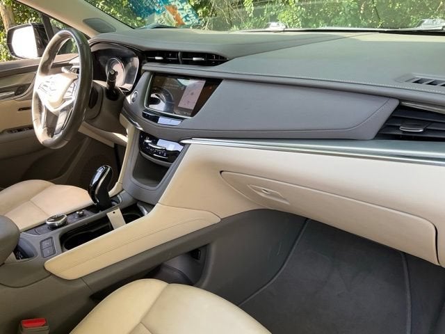 2021 Cadillac XT5 FWD Premium Luxury