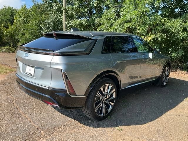 2027 Cadillac LYRIQ Signature Luxury