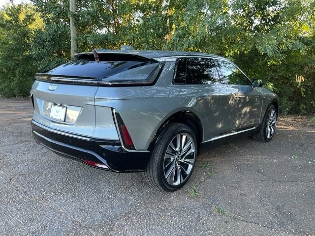 2027 Cadillac LYRIQ Signature Luxury