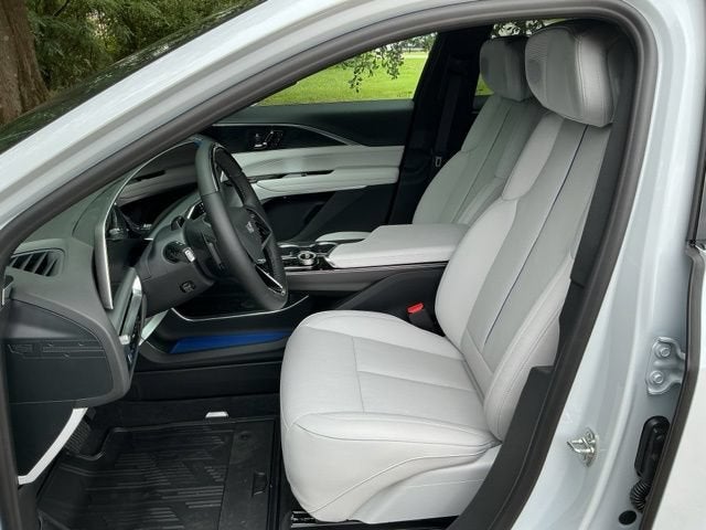 2026 Cadillac LYRIQ Premium Sport