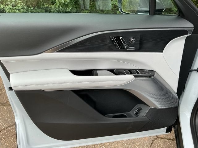 2026 Cadillac LYRIQ Premium Sport