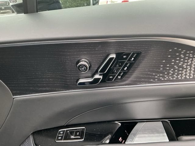 2027 Cadillac LYRIQ Signature Sport