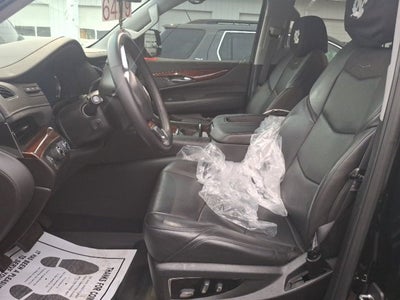 2017 Cadillac Escalade Luxury