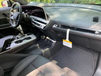 2027 Cadillac LYRIQ LYRIQ-V