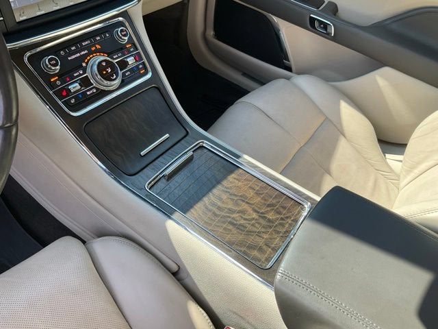 2017 Lincoln Continental Select