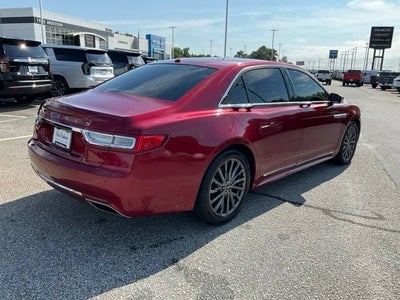 2017 Lincoln Continental Select
