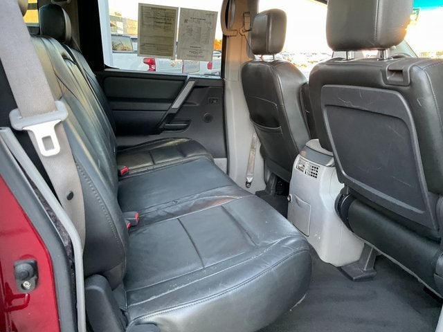 2004 Nissan Titan LE