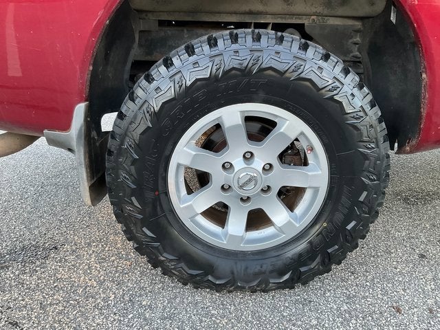 2004 Nissan Titan LE