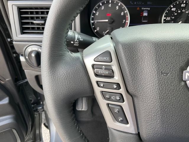 2024 Nissan Titan SV