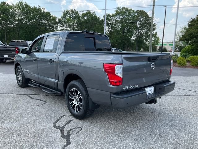 2024 Nissan Titan SV