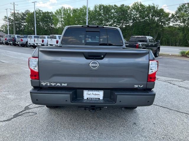 2024 Nissan Titan SV