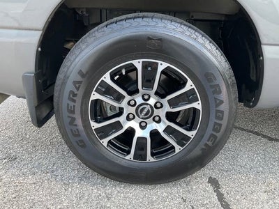 2024 Nissan Titan SV