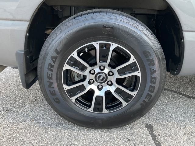 2024 Nissan Titan SV