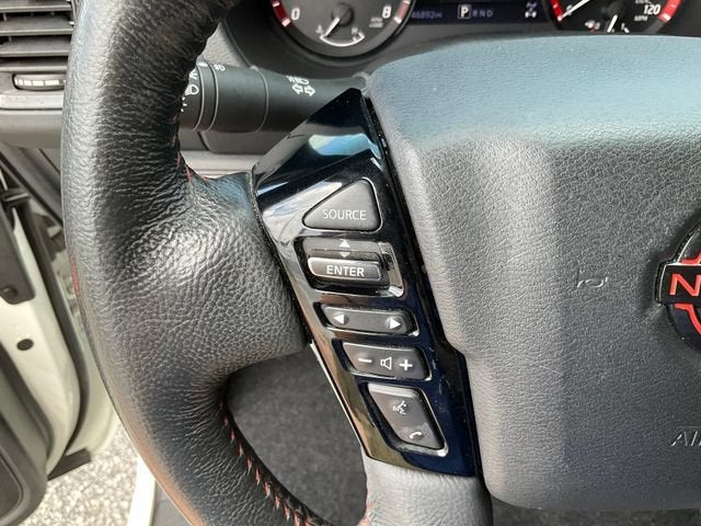 2022 Nissan Frontier Crew Cab PRO-4X 4x4