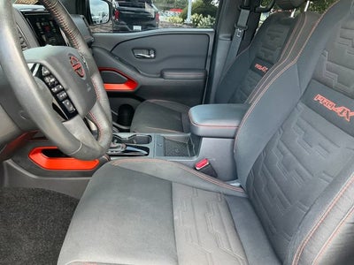 2022 Nissan Frontier Crew Cab PRO-4X 4x4